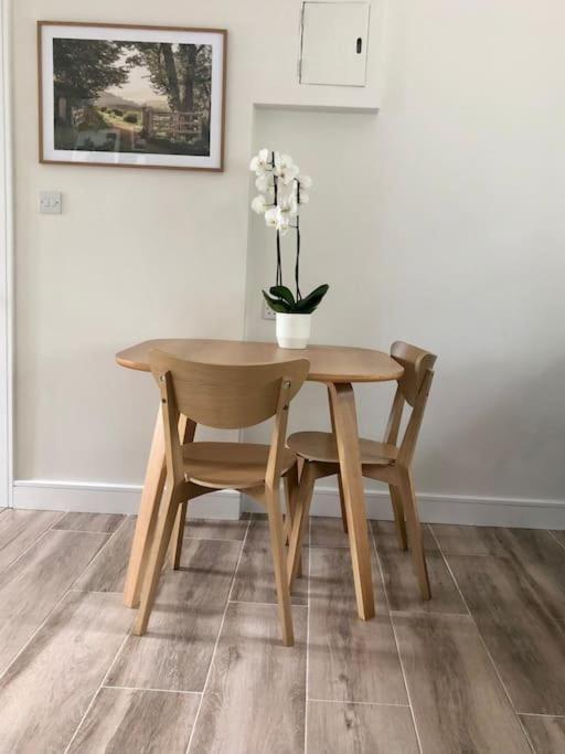 Linden Suite Goring Bagian luar foto