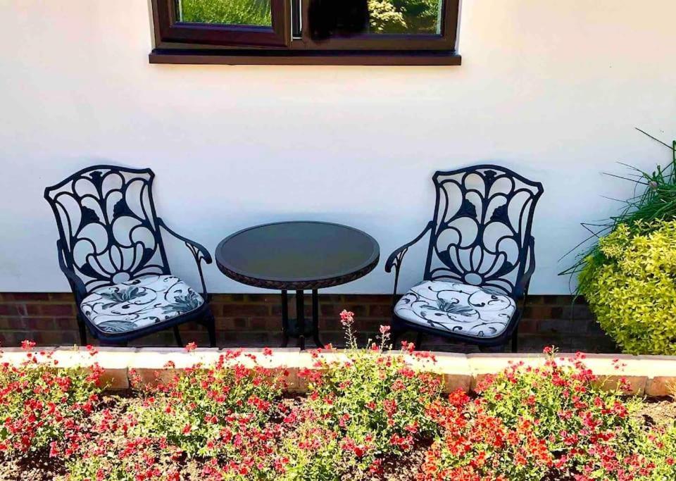 Linden Suite Goring Bagian luar foto